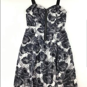 Kimchi Blue Anthropologie Black Floral Dress Size XS